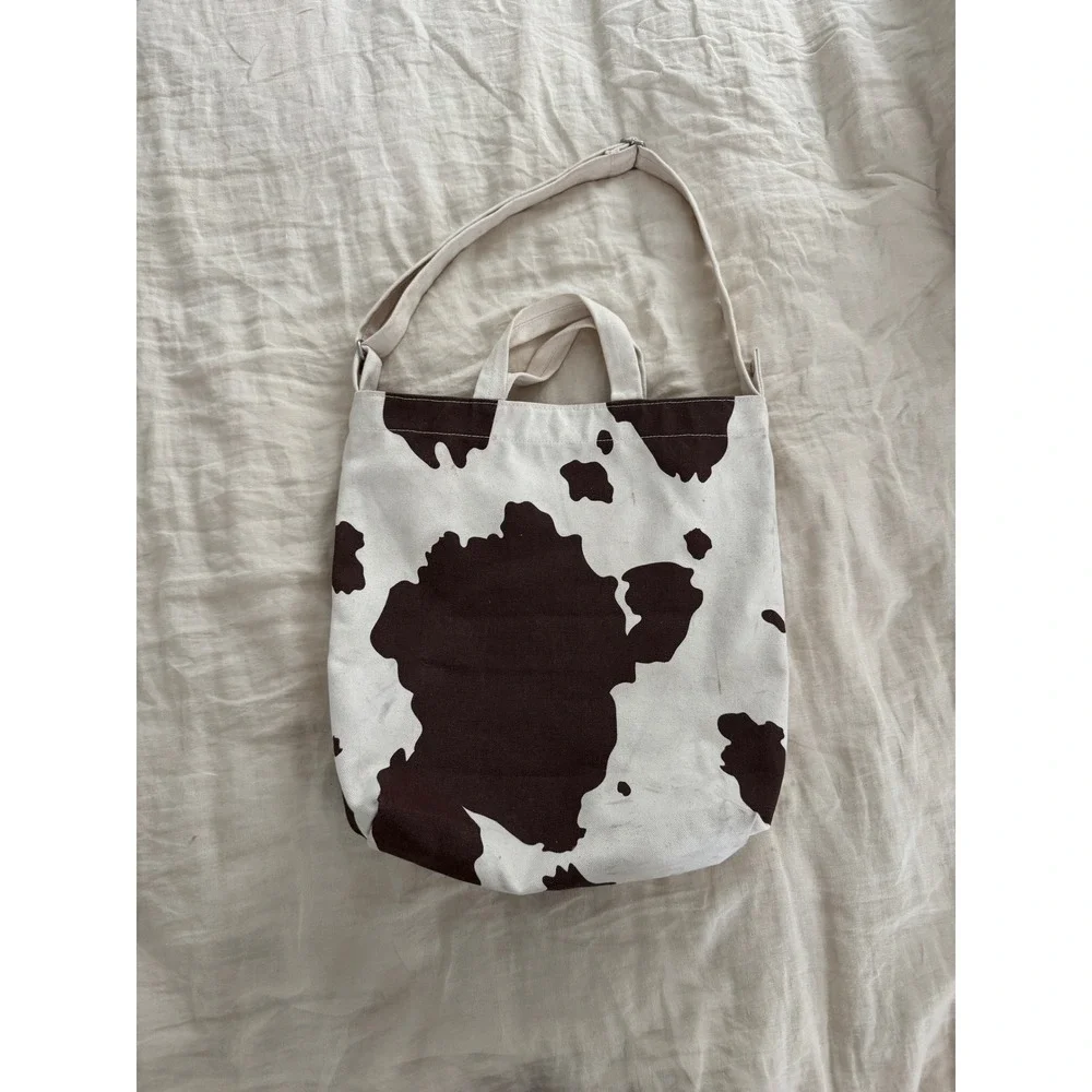 Baggu Duck Bag Canvas Tote Crossbody Cow Print with Adjustable Strap *AS IS* - Picture 1 of 9